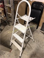 3 Foot Folding Stepstool/Painters Ladder