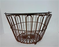 Vintage Wire Handled Egg Bushel Basket 9.5 x 13.5