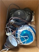 2 box lot with desk lamp. Clock, cd players and