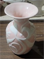 Pink / White Blended Flower Vase