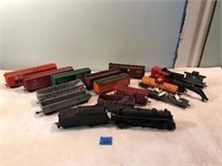 Train Engine & Cars With Accessories