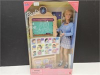 Sign Language Basrbie Doll