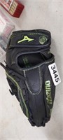 MIZUNO 12" FASTPITCH GLOVE, NEW