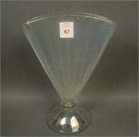 Fenton Stretch #562 Rib Optic domed Fan Vase –