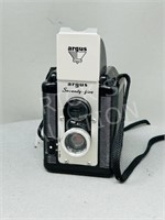 Argus seventy five vintage camera