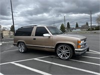 1999 Chevrolet Tahoe Base