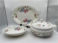 ROYAL DOULTON EXPRESSIONS SERVING PIECES