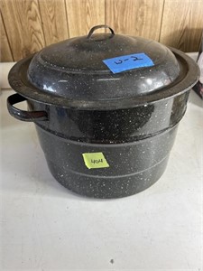 Large canning pot
