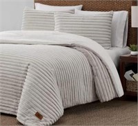 Frye Channel 3-Piece Comforter Set, King $100