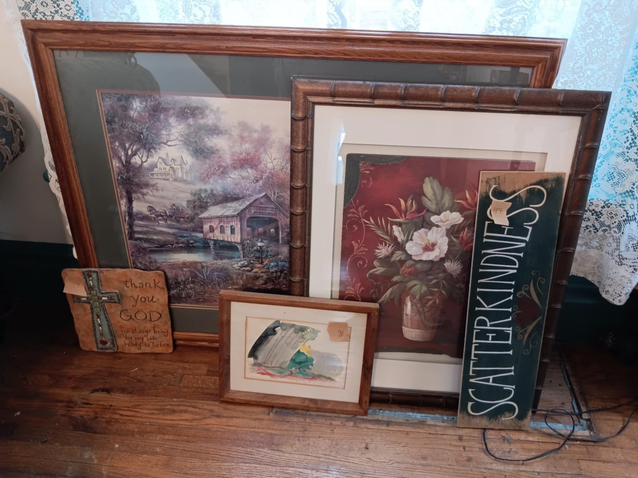 Wall art lot