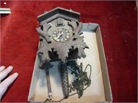 Vintage Black forest cuckoo clock. Missing parts.