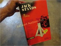 jack stands sealed in box 2 ton capacity