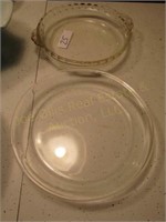 2 Pyrex pie plates and Anchor harbor pie plate