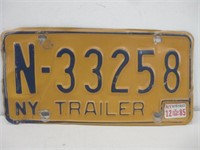 1985 NY Trailer License Plate