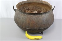 Cast Iron 3-Footed Cauldron Pot