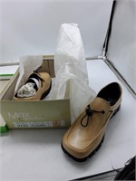 Max size 7.5 camel shoes
