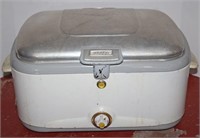 Vintage Nesco Roaster Oven