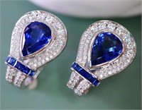 3.7ct Royal Blue Sapphire 18Kt Gold Earrings