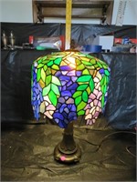 Beautiful Wisteria Tiffany Table Lamp 21" x 12"
