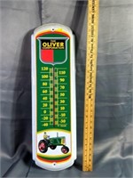 Oliver wall thermometer