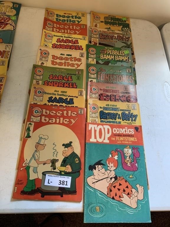 (14) Vintage Comics