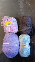 4 SPOOLS OF YARN