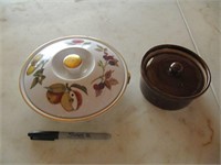 2 Covered Serving Dish