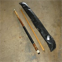 Pool Cue in Carry Case