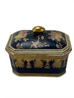 Vintage Porcelain Chinese Lidded Trinket Box