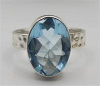 Oval 12.40 Ct Natural Swiss Blue Topaz Ring