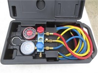 Robinair manifold gauge set