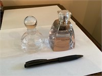 Vera Wang perfume/Lenox perfume bottle