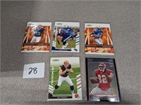 SELECTION OF 5 SPORTS  CARDS