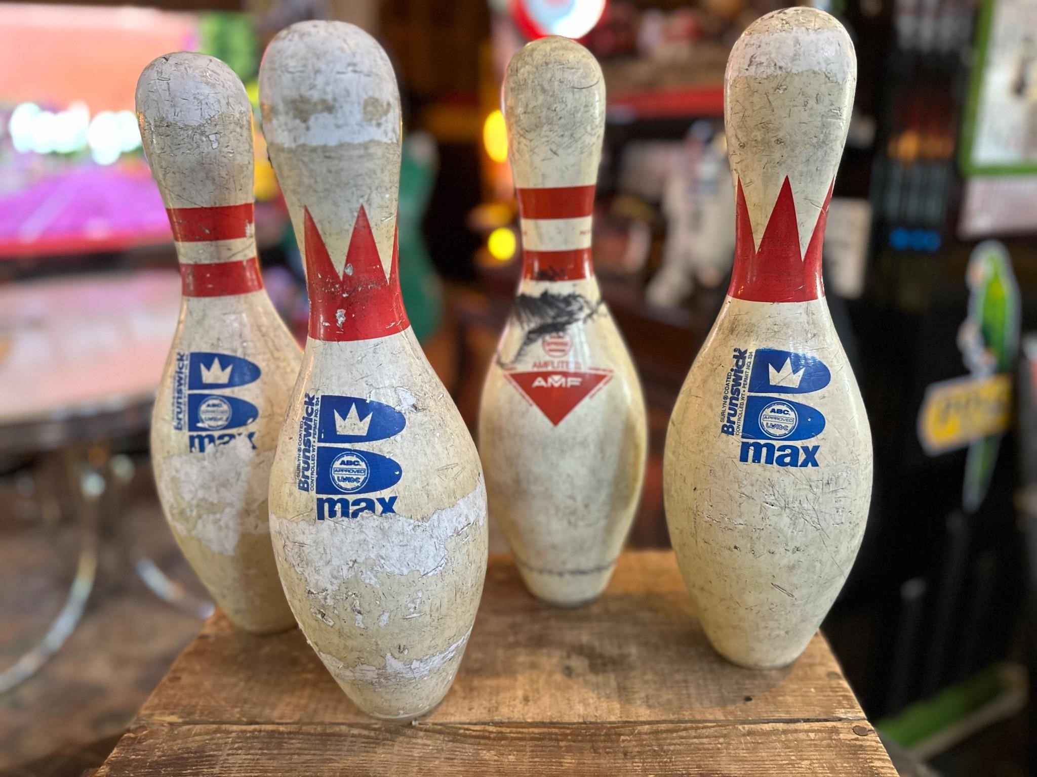 4 x Authentic Bowling Pins