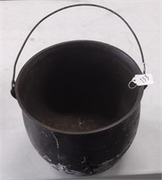 Vintage Gatemark Cast Iron Cauldron 8 E