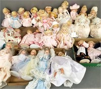 Collection of Madame Alexander dolls including