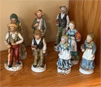 8 Figurines Lot