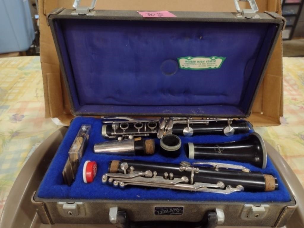 Vintage Clarinet w/Case