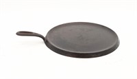 Vintage Cast Iron 9 Griswold Griddle Erie, PA 609