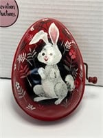 1953 Tin Easter Egg Wind-Up Music Box-Not working