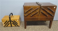 (2) Vintage sewing baskets filled with sewing