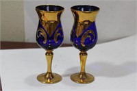 A Pair of Gold Guilted Bohemian Small Glass Cups
