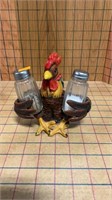 Rooster salt and pepper
