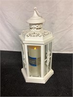 C7) ornate lantern it stands approximately 14