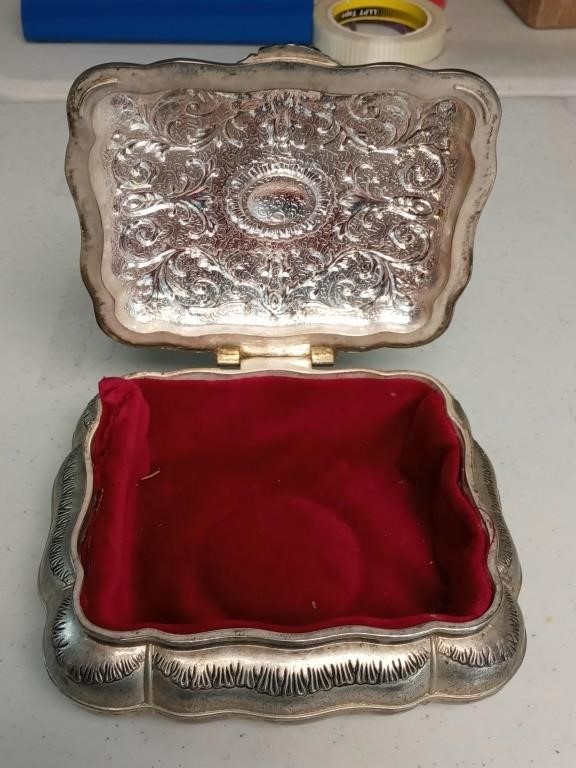 OF) vintage silver plated jewelry box