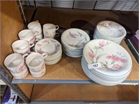 Savoir Vivre Dishes - May Flowers
