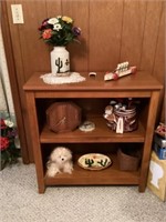 Wooden cupboard 32 x 13 1/2 x 34 tall with