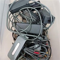 Huge Lot of XBOX 360 AV & Power Cords