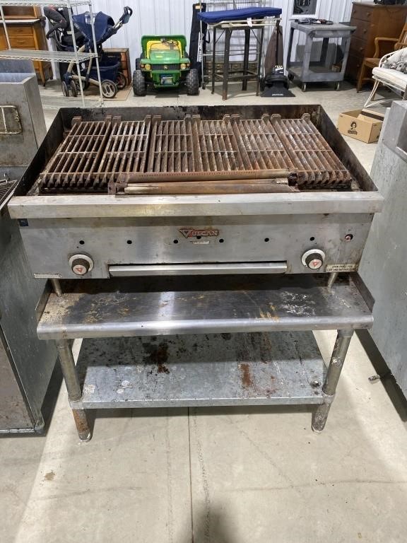Vulcan 36” grill gas with table