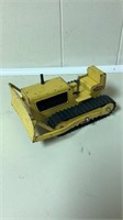 20M/VINTAGE YELLOW TONKA PRESSED STEEL TOY